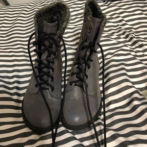 combat boots